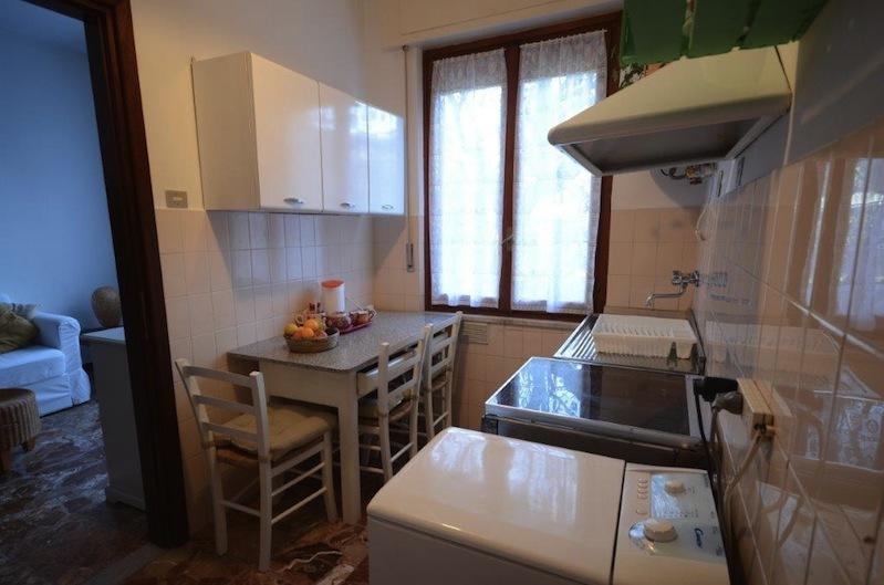 Casa Tra Il Verde E Il Blu Genoa Bilik gambar