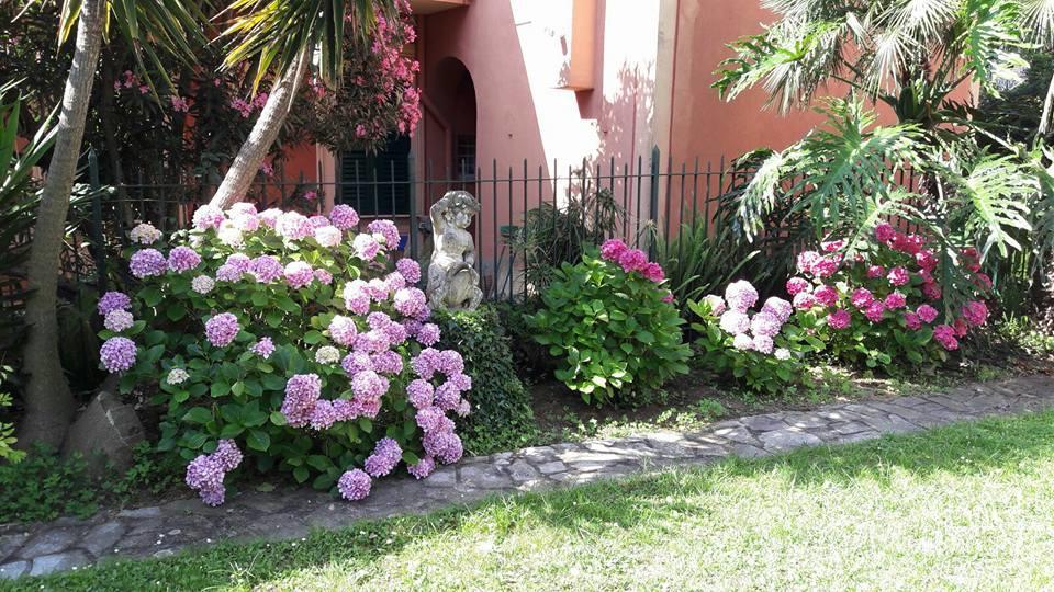 Casa Tra Il Verde E Il Blu Genoa Luaran gambar
